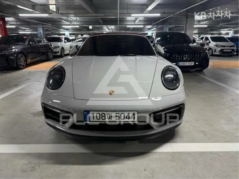 2023 Porsche 911