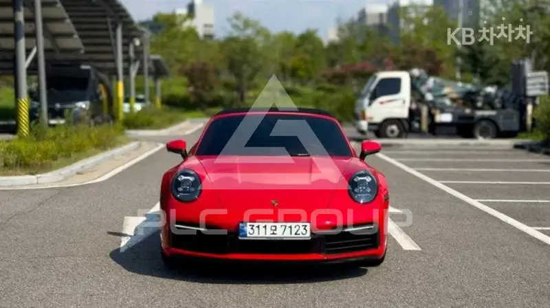 2023 Porsche 911