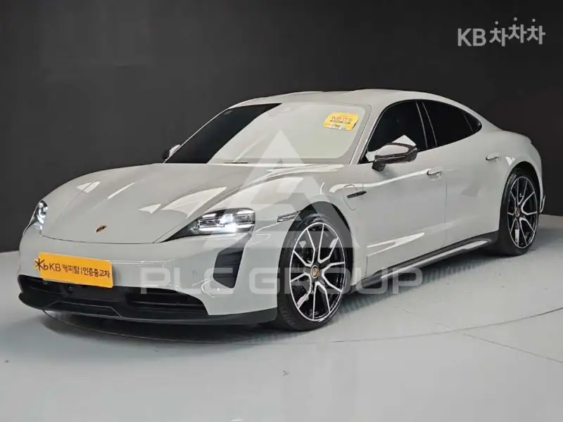 2023 Porsche Taycan