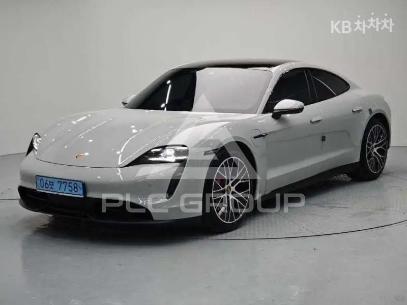 2023 Porsche Taycan