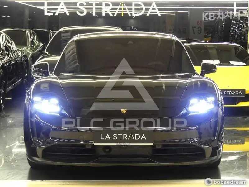 2023 Porsche Taycan