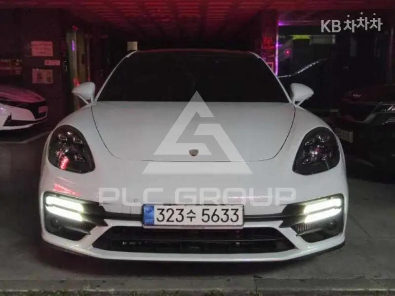 2023 Porsche Panamera