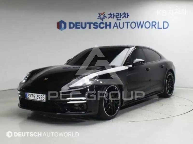 2023 Porsche Panamera