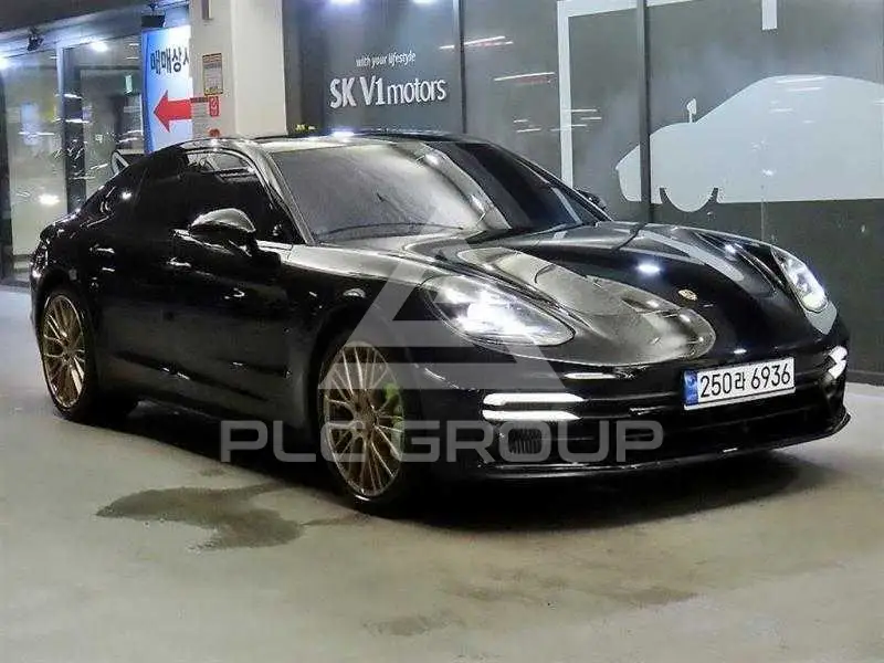 2023 Porsche Panamera