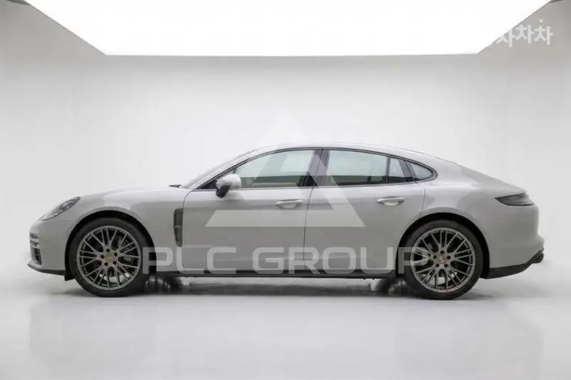 2023 Porsche Panamera