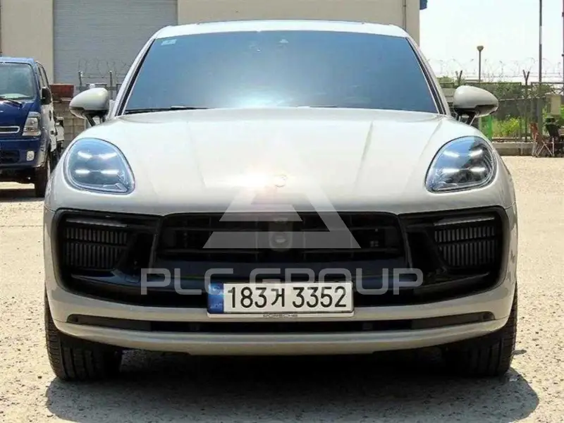 2023 Porsche Macan
