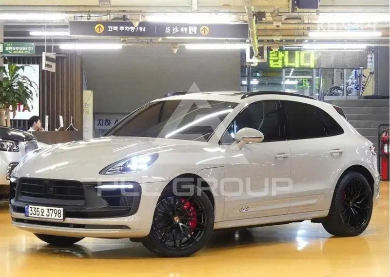 2023 Porsche Macan