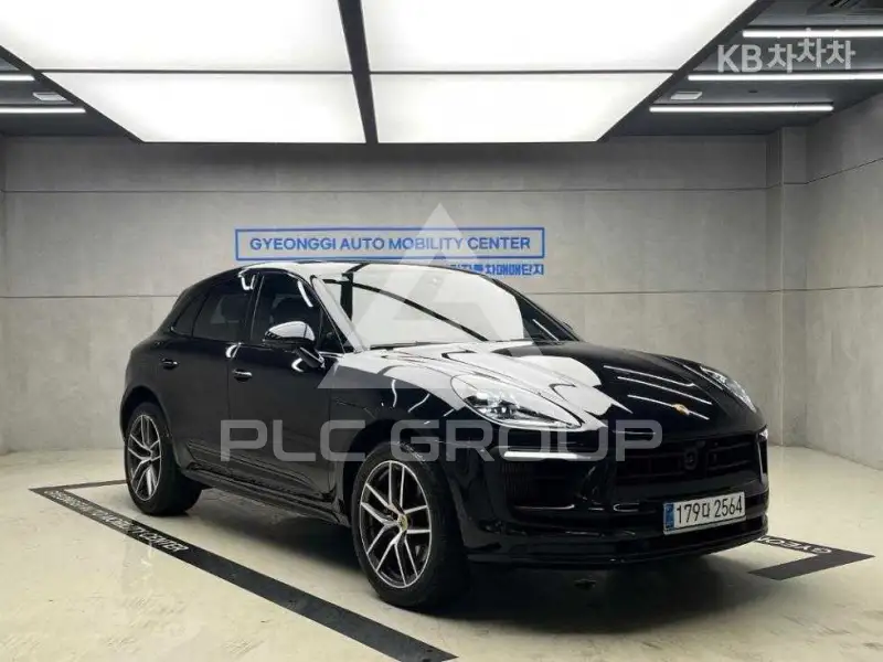 2023 Porsche Macan