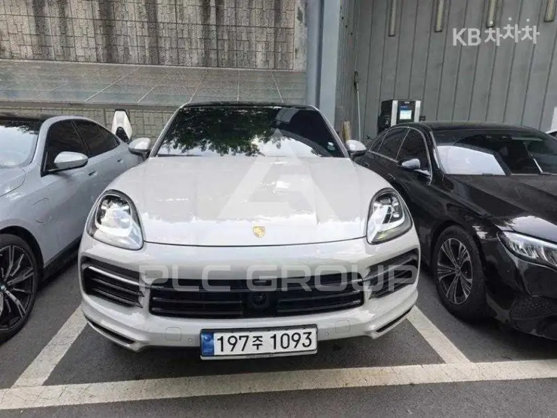 2023 Porsche Cayenne