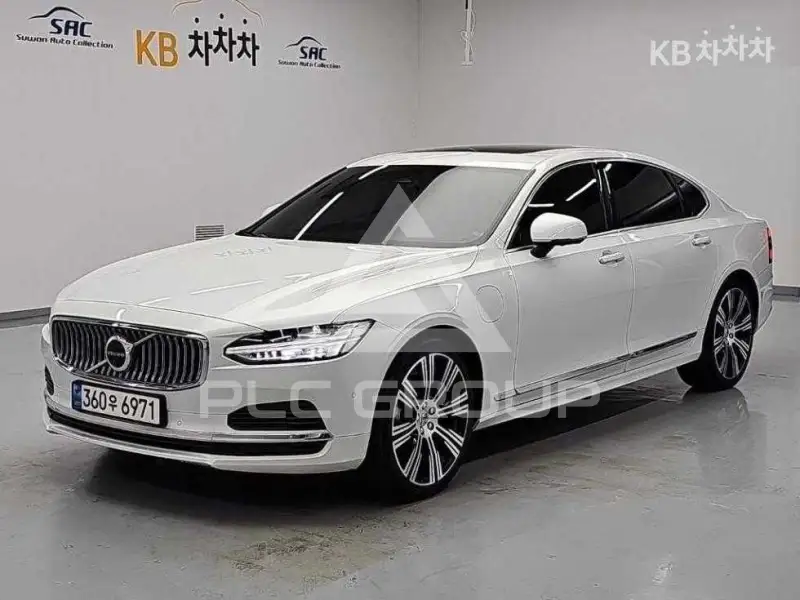 2023 Volvo S90