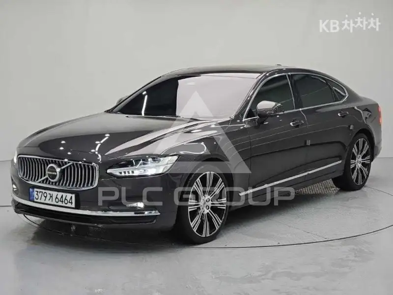 2023 Volvo S90