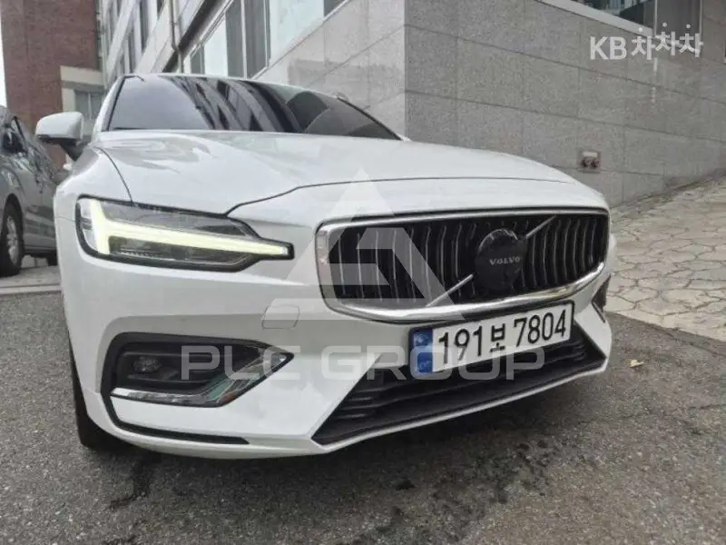 2023 Volvo S60