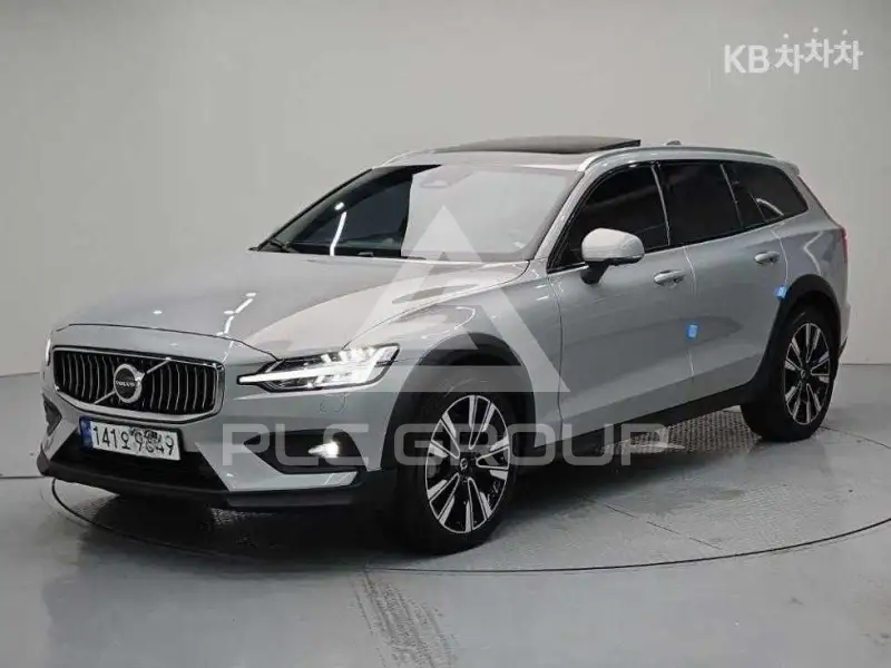 2023 Volvo V60