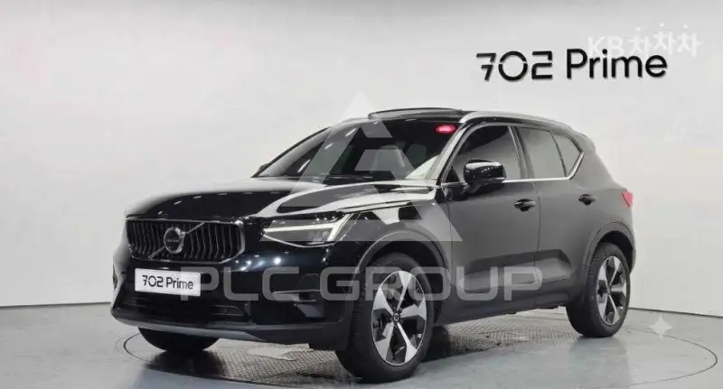 2023 Volvo XC40
