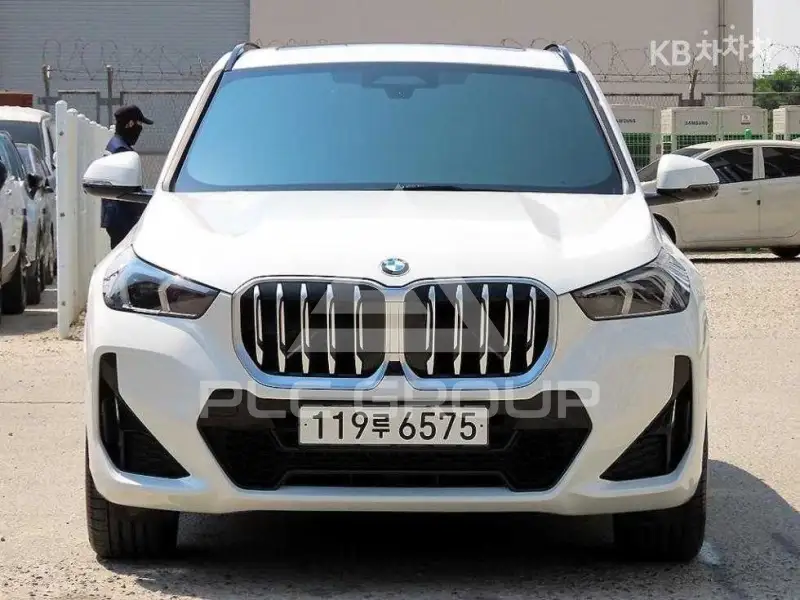 2024 BMW X1