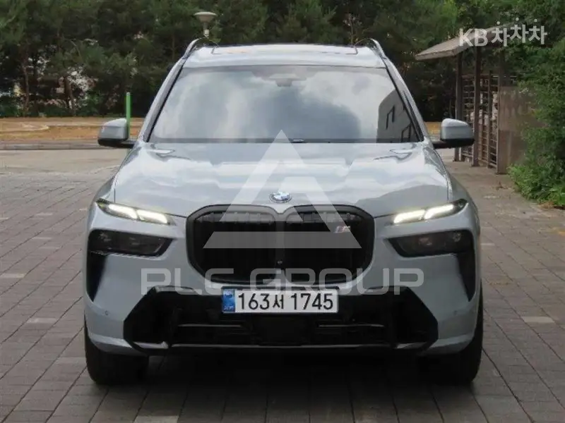 2024 BMW X7