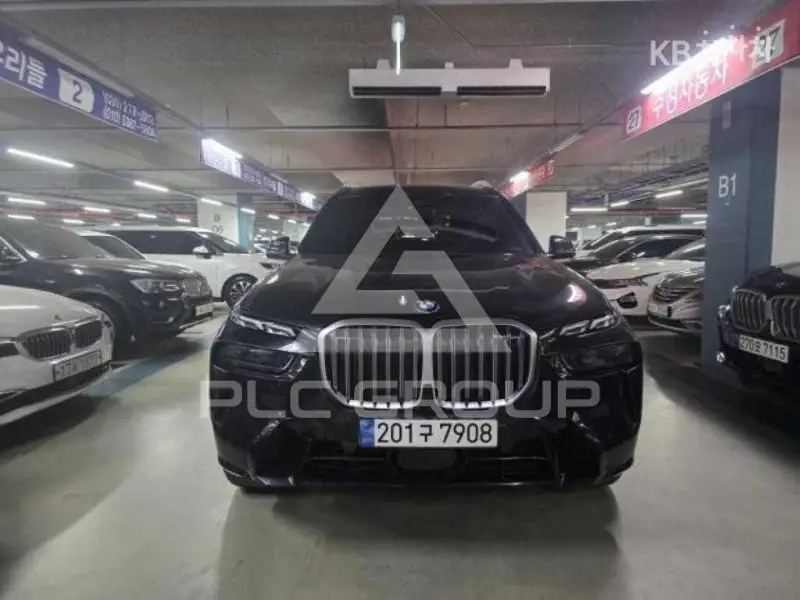 2024 BMW X7