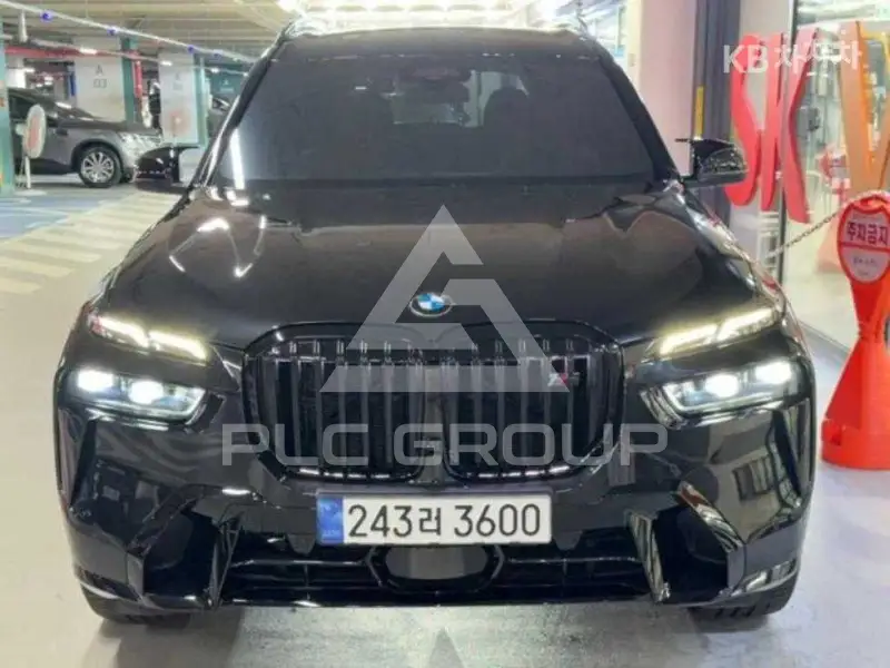 2024 BMW X7