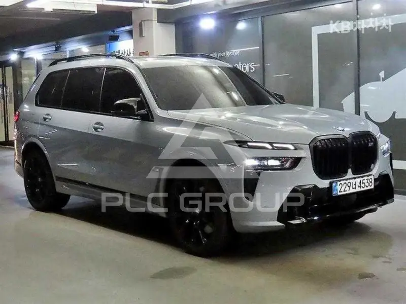 2024 BMW X7