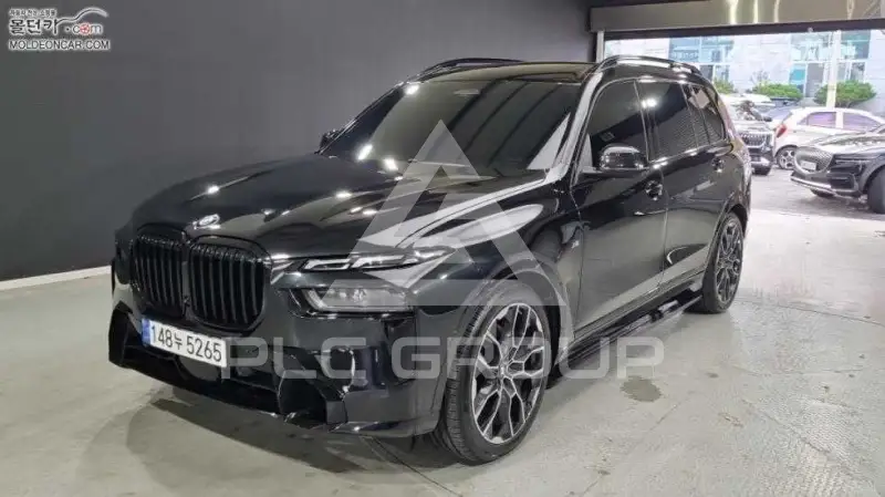 2024 BMW X7
