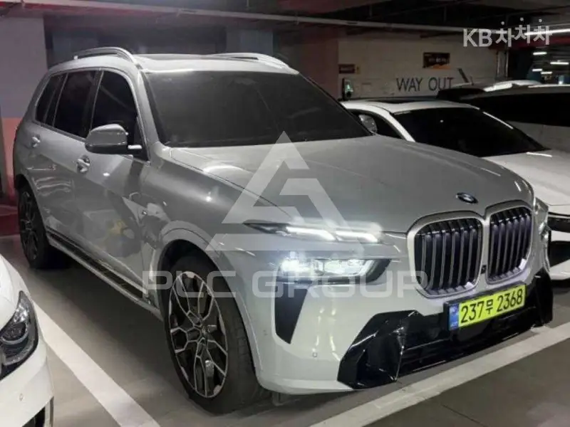 2024 BMW X7