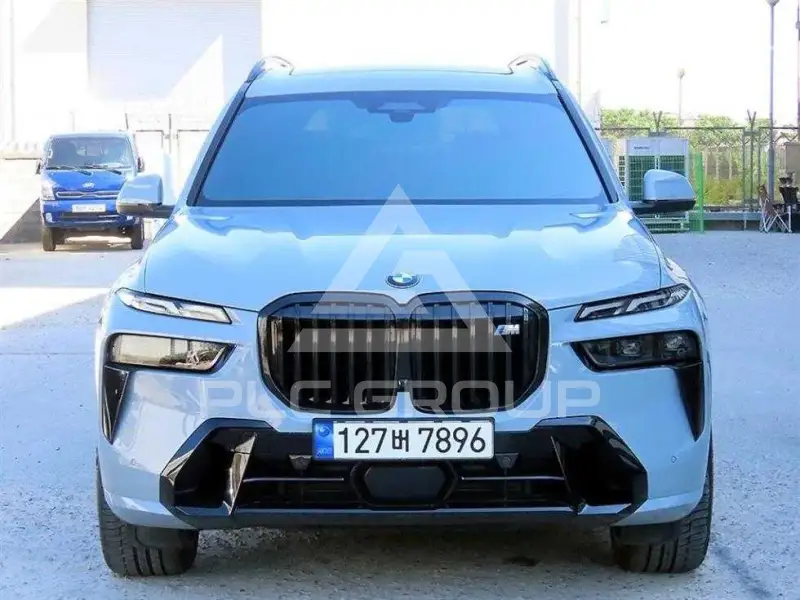 2024 BMW X7