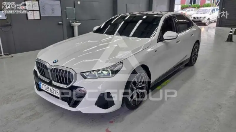 2024 BMW 5 Series