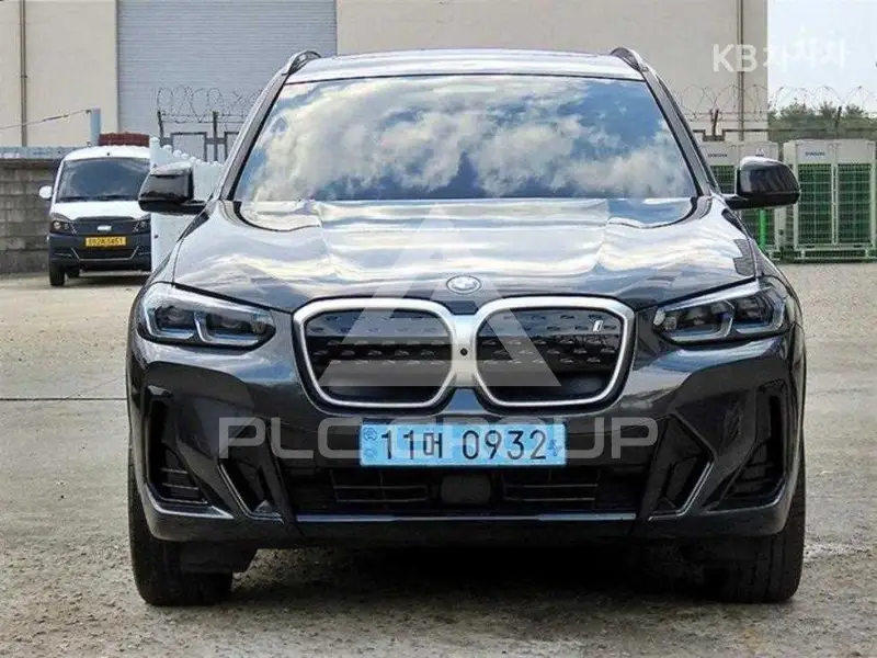 2024 BMW iX