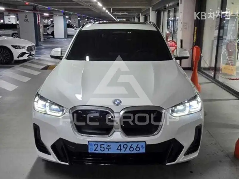 2024 BMW iX