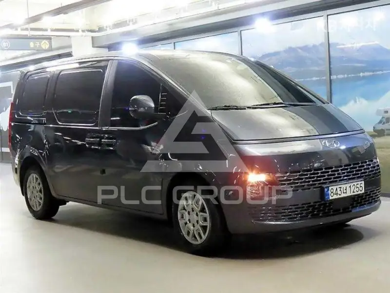 2024 Hyundai Staria