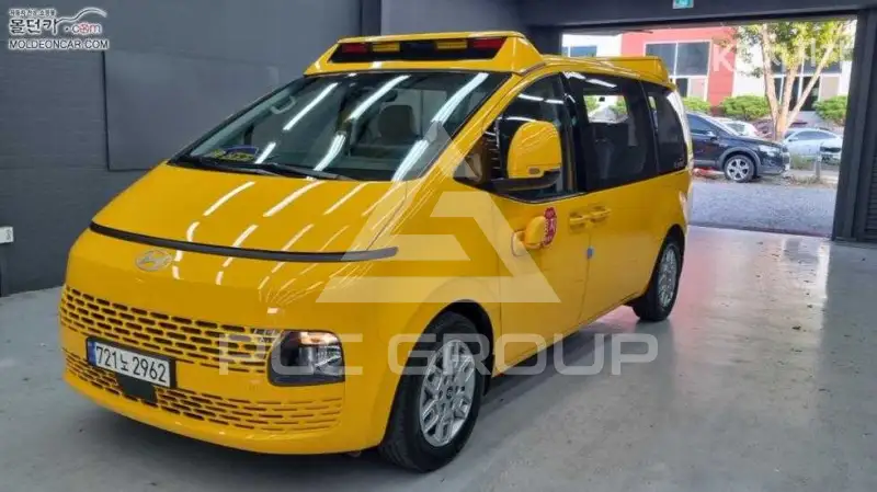 2024 Hyundai Staria
