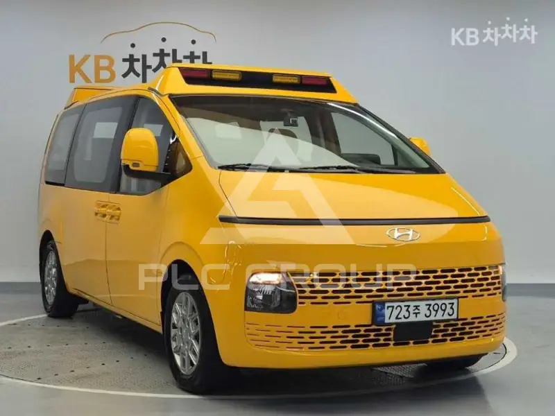 2024 Hyundai Staria