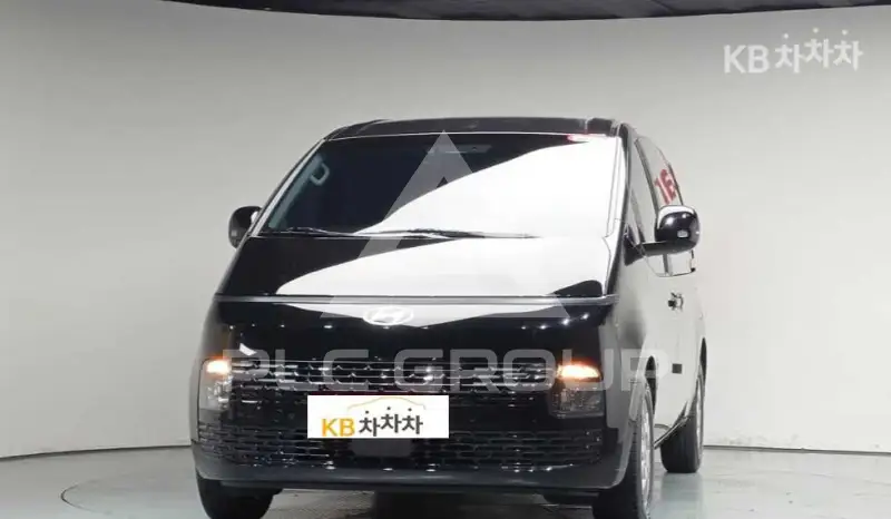 2024 Hyundai Staria
