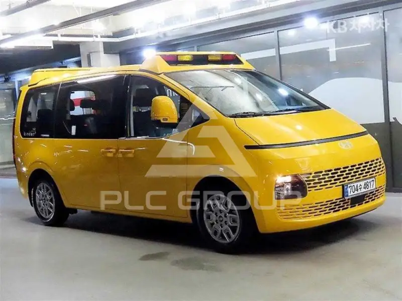 2024 Hyundai Staria