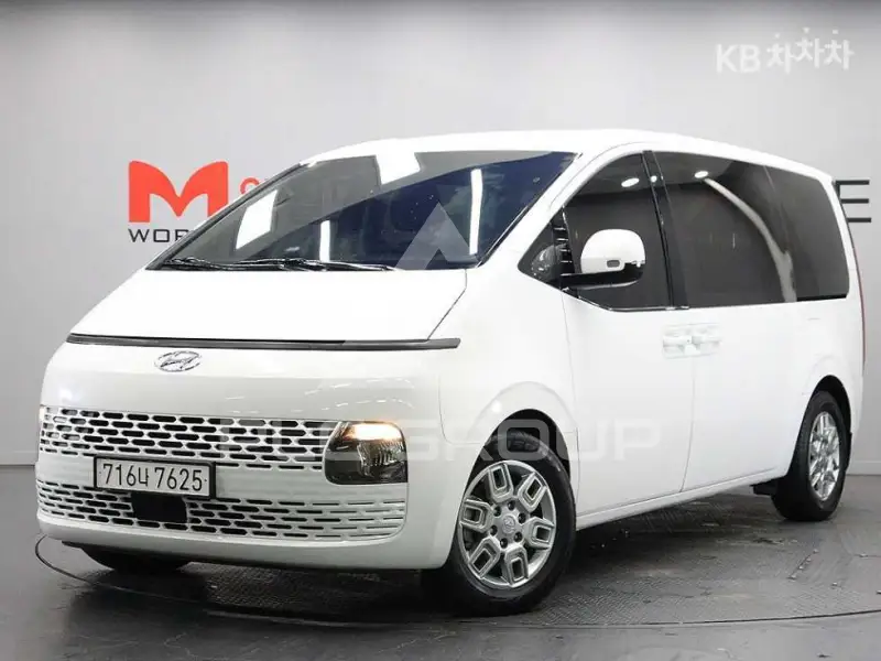 2024 Hyundai Staria