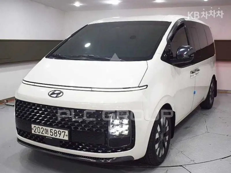 2024 Hyundai Staria
