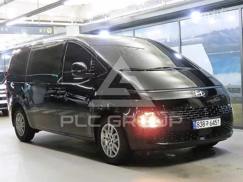 2024 Hyundai Staria