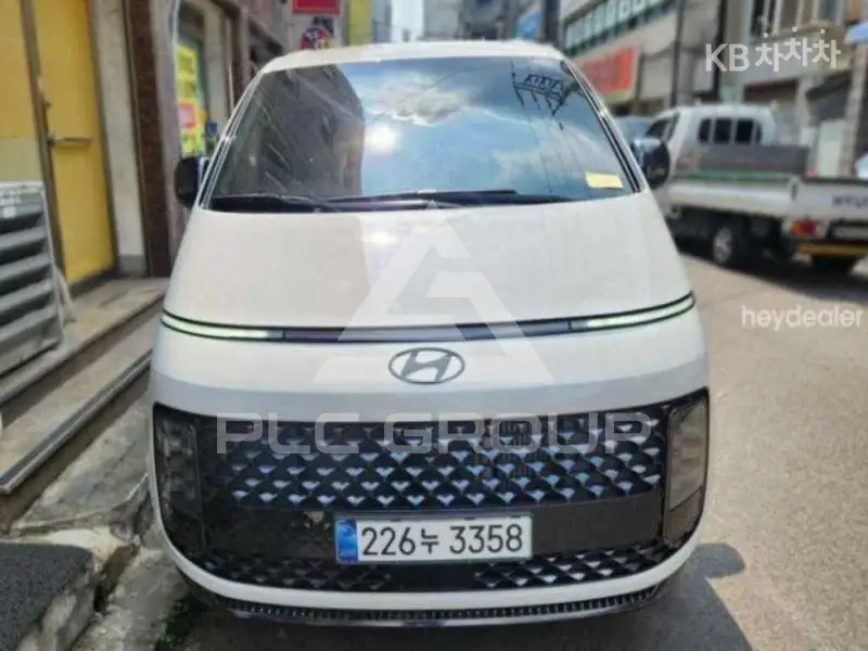 2024 Hyundai Staria