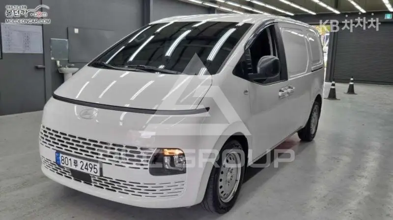 2024 Hyundai Staria