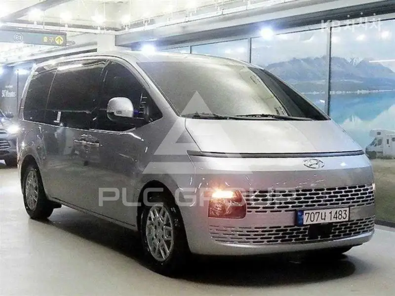 2024 Hyundai Staria