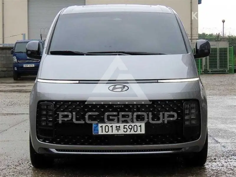 2024 Hyundai Staria