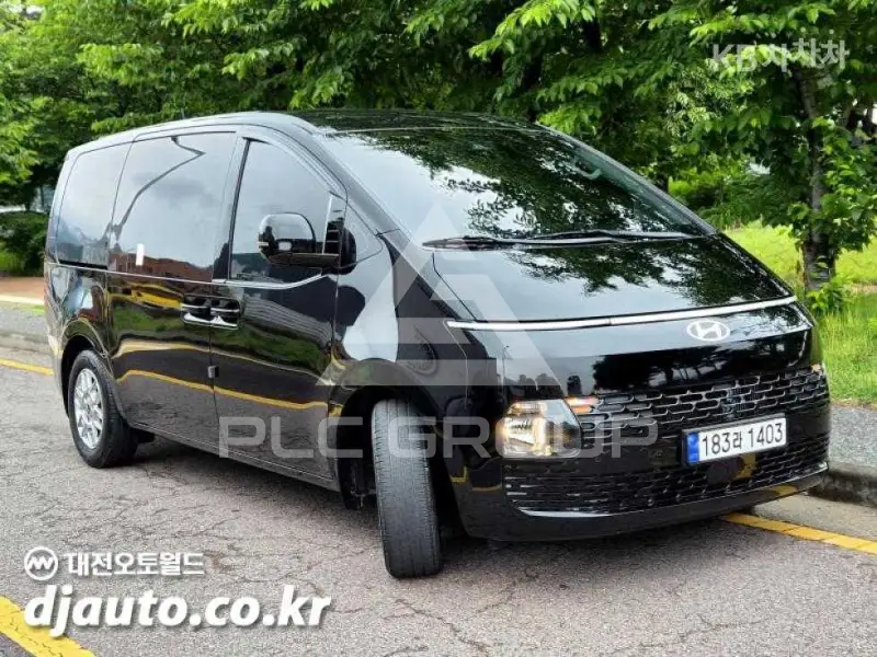 2024 Hyundai Staria