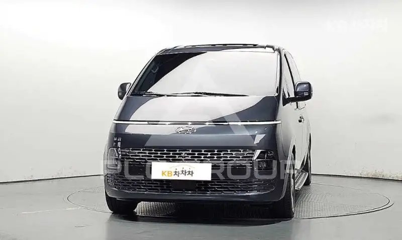 2024 Hyundai Staria
