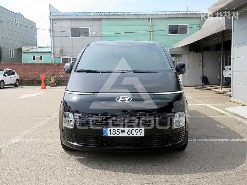 2024 Hyundai Staria