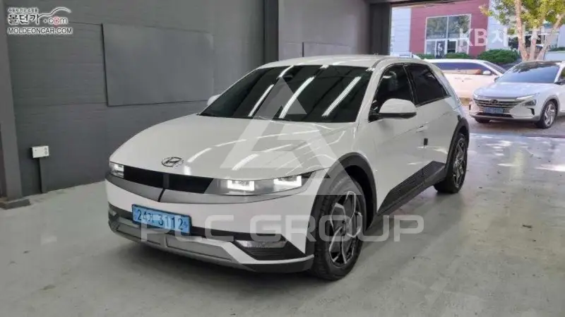 2024 Hyundai Ioniq