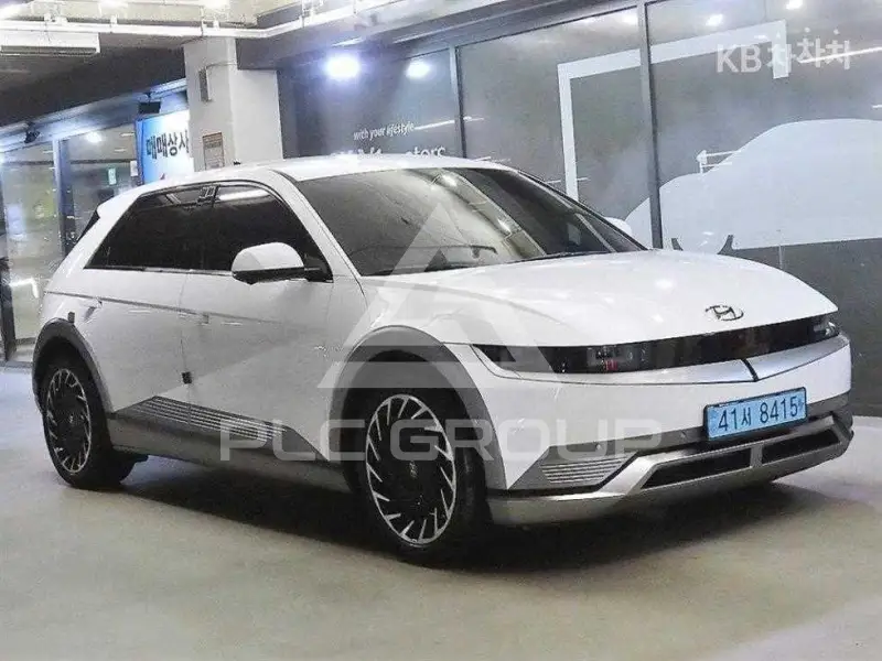 2024 Hyundai Ioniq