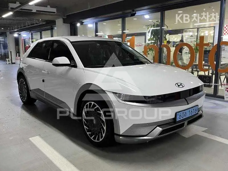 2024 Hyundai Ioniq