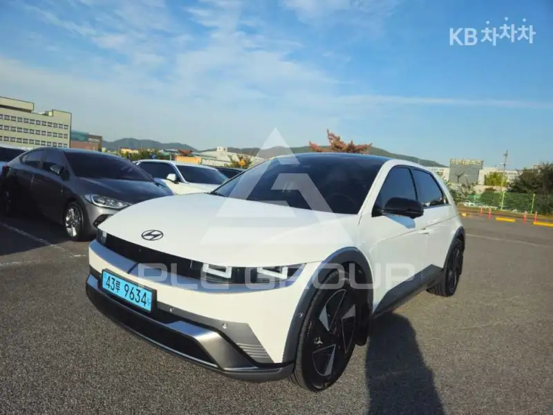 2024 Hyundai Ioniq