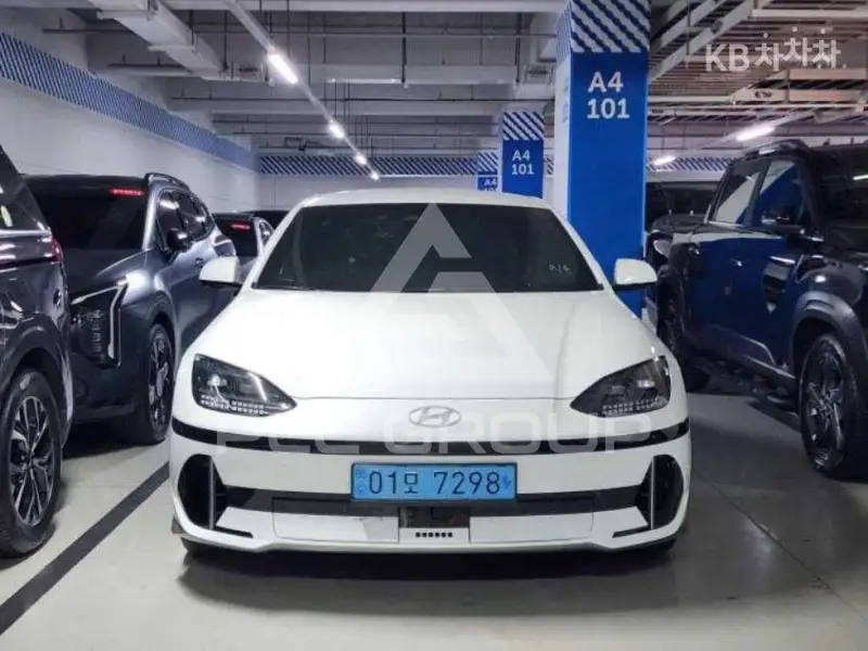 2024 Hyundai Ioniq