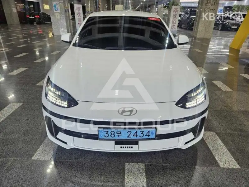2024 Hyundai Ioniq